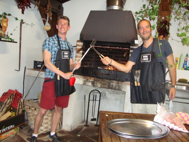  Monitore beim Grillen 